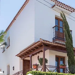 https://mi-rincon-en-la-pedrera.adeje-hotels.com